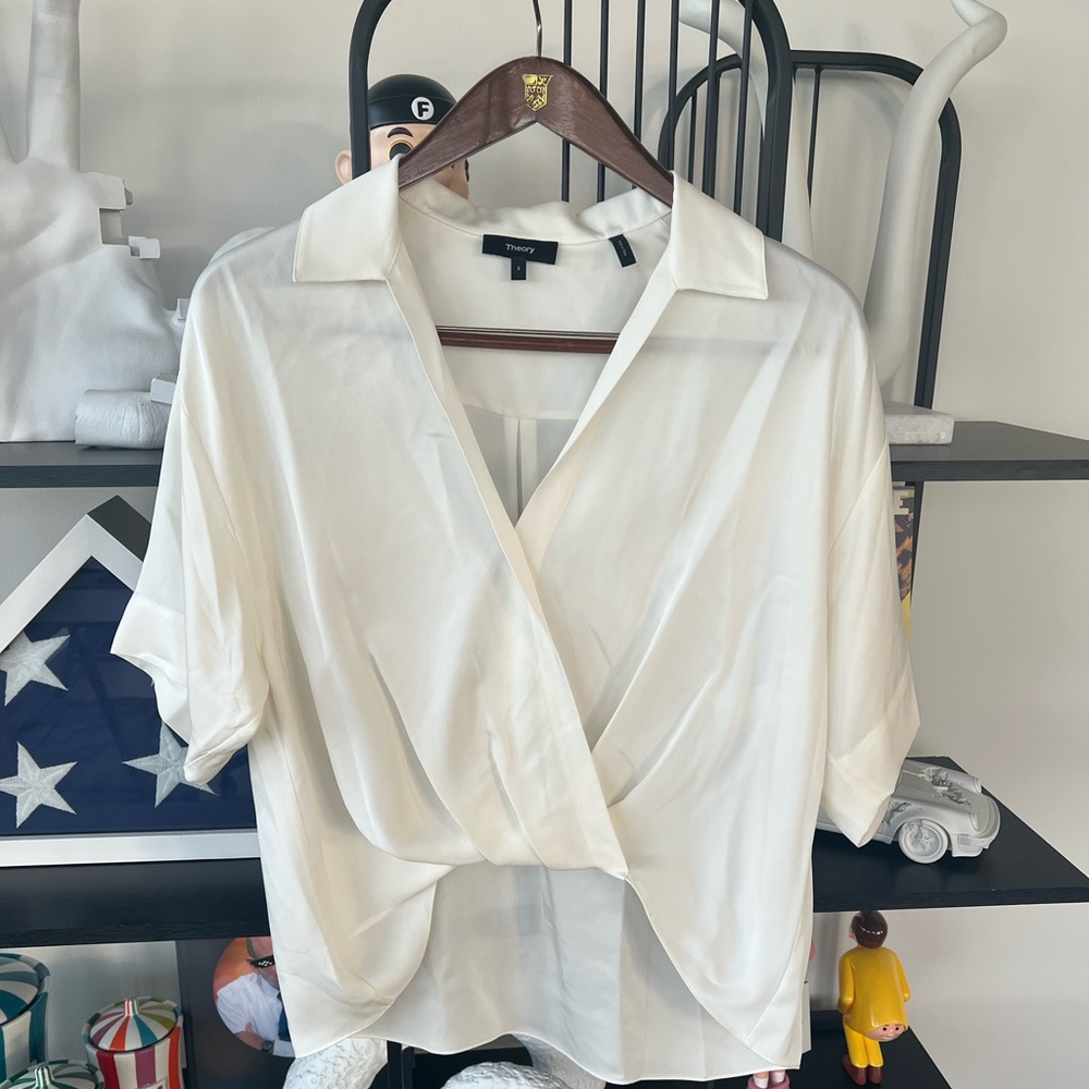 Theory Women’s Silk Twist Top